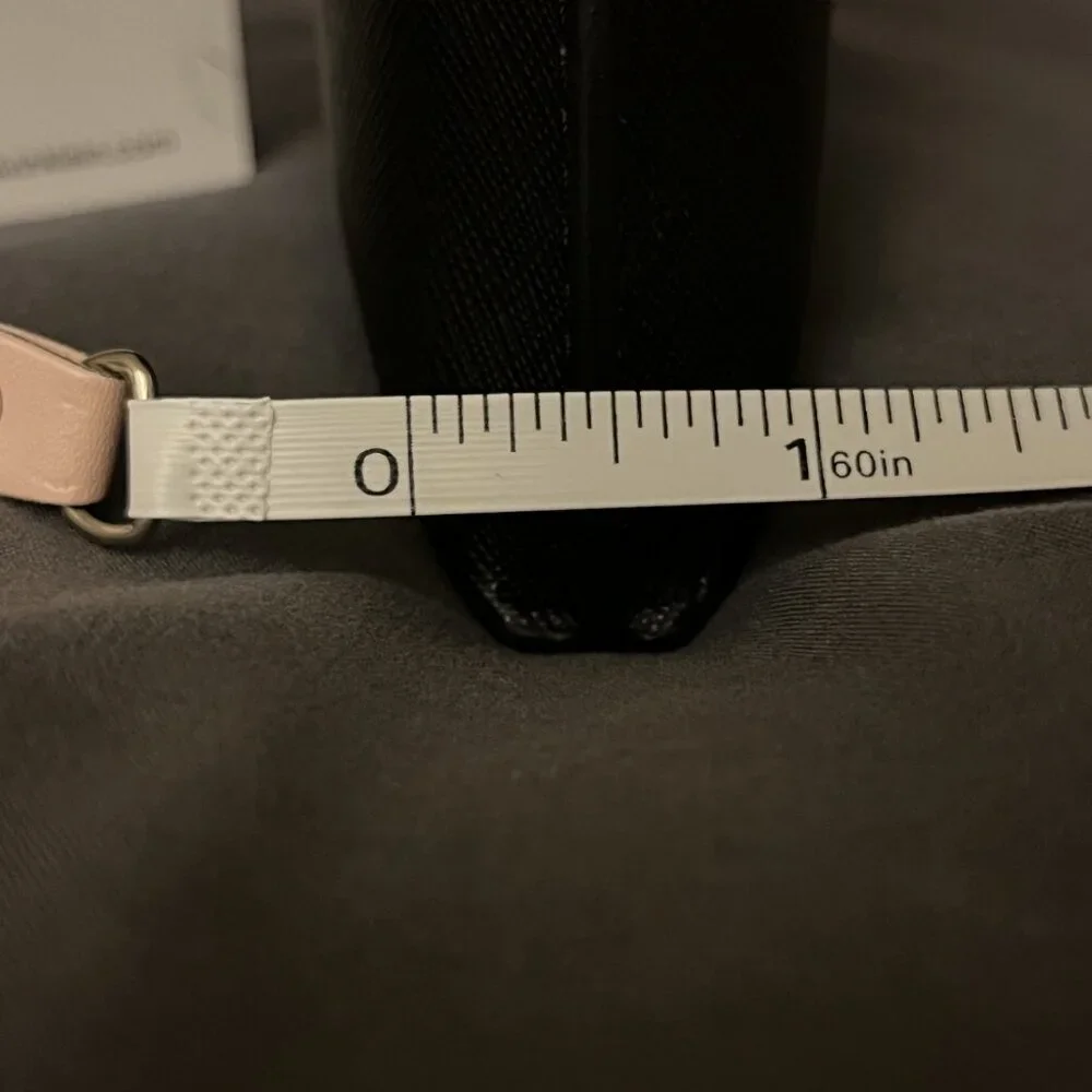 BNWT Calvin Klein Black Clutch Zip Wristlet - Picture 6 of 7